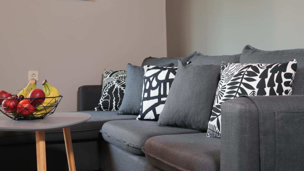 Spitakia-Cozy & Comfy Apartments 10Minutes From The Airport Artemida  Buitenkant foto